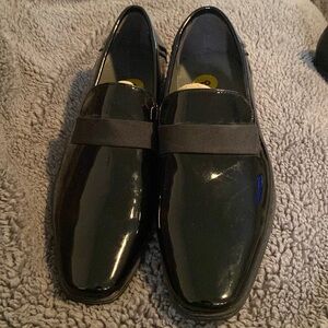 Brand New Mens Calvin Klein Black Paten Leather Slip-On Shoes Size 8!